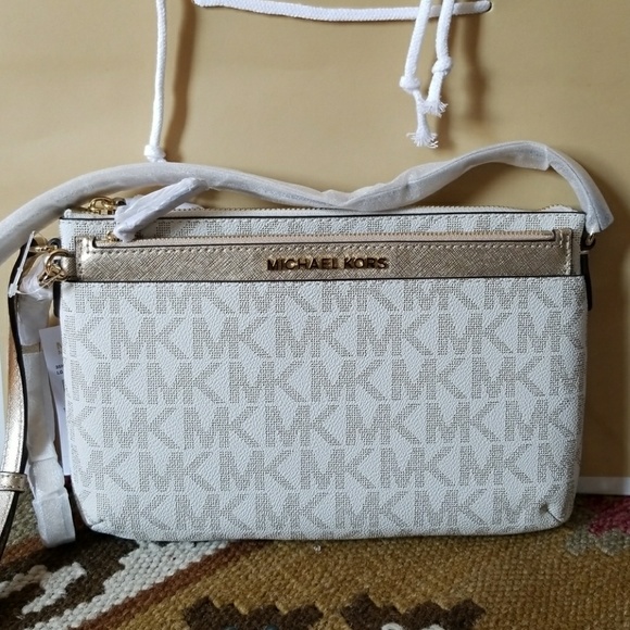 Michael Kors Jet Set Large Pocket Crossbody Bag - Picture 2 of 8